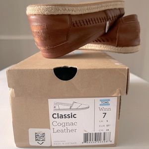 TOMS Loafers